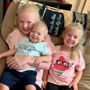 Meet your Posher, Amanda n